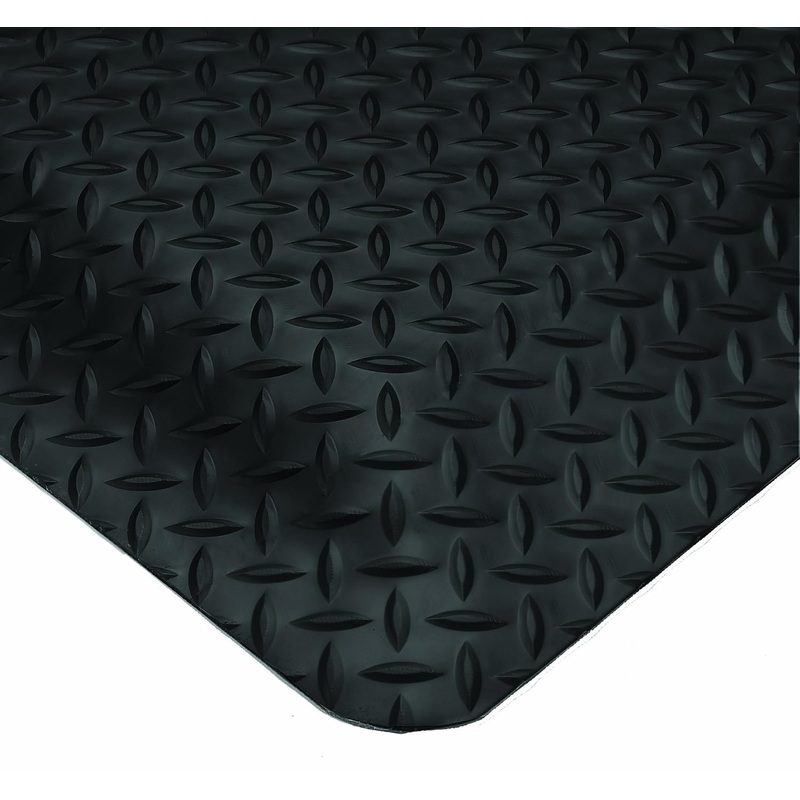 Wearwell Diamond-Plate SpongeCote UltraSoft Mat, 3′ Width x 20′ Length x 15/16 Thickness, Black