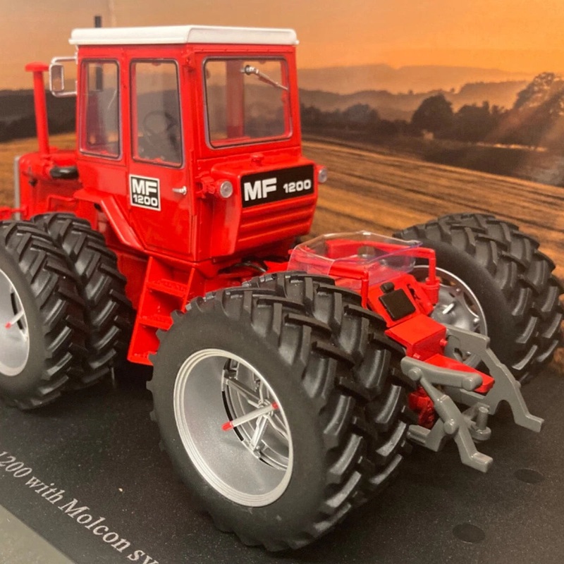 Massey Ferguson 1200 Model UH6700 1:32 Replica  Limited Edition