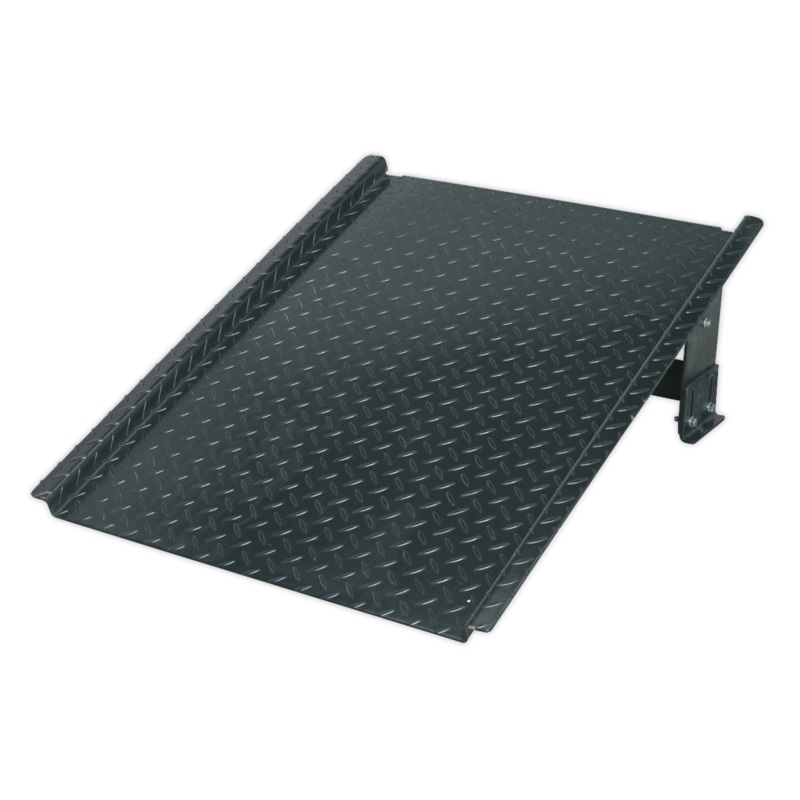 Adjustable Height Ramp for Barrel Bunds & Kerbs – DRP15