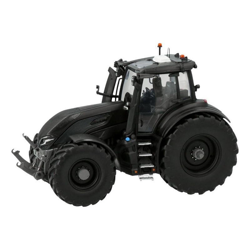 Valtra Q305 Black Matt  1:32 Scale Model | V42803500 | Collectors Edition